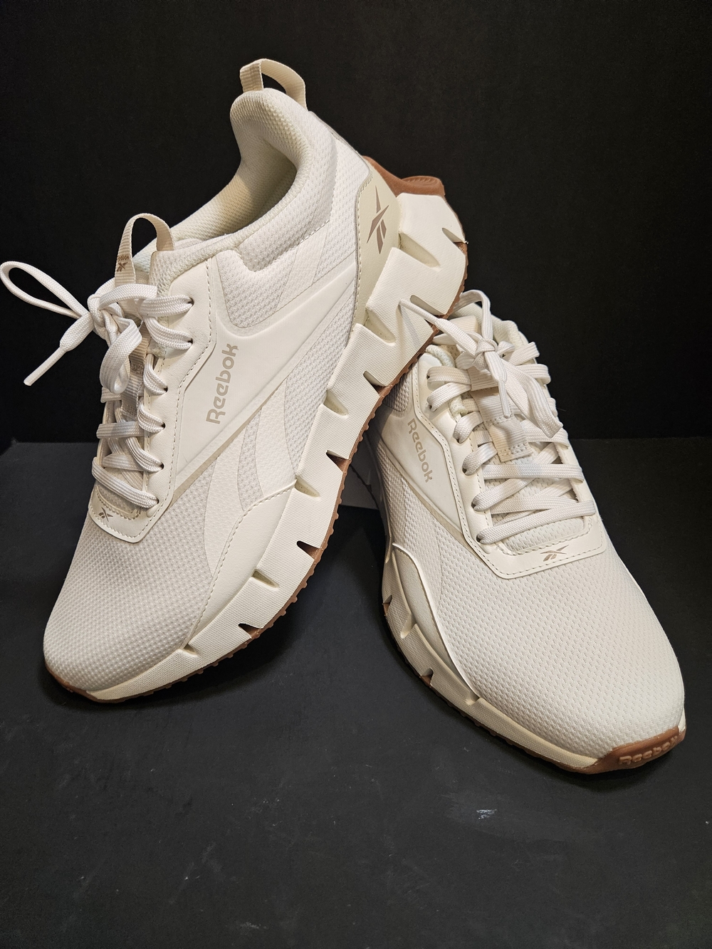 Reebok Women's Zig Dynamica Running Shoes Size 10 NWOB Cream Beige Sneakers - Picture 3 of 16